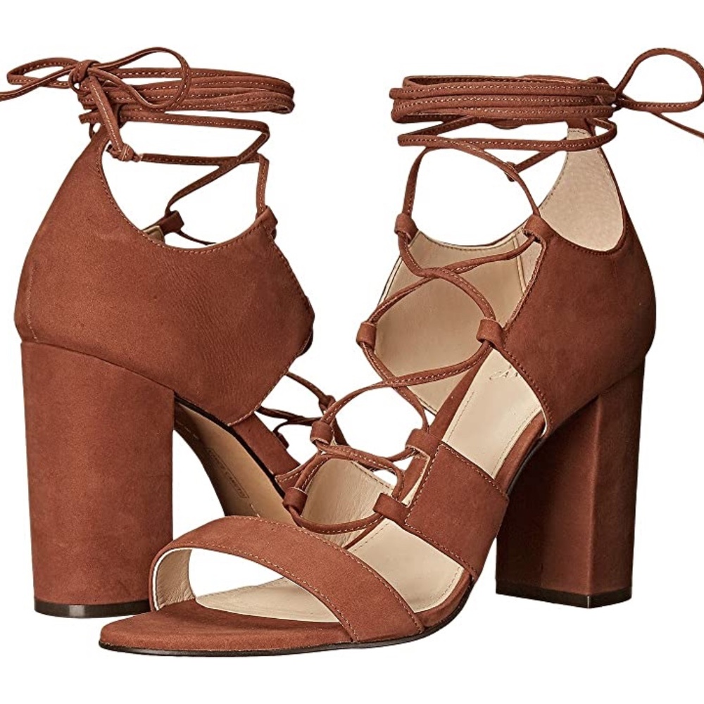 Brand New Never Worn RARE Vince Camuto Womens 9 Wendell Laceup Pump Cognac Heels